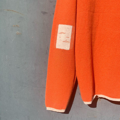 KONFEKT Textilreparaturen on Instagram: “So einen schönen Kaschmir Pullover hatte ich gerade hier 😍 Ein solcher Strickpatch...