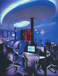 The Gate Escape 'cyber haven' at LAX Intl Airport (2002)