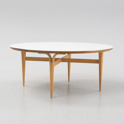 Bruno Mathsson, a birch coffee table, Firma Karl Mathsson, Värnamo, 1968. - Bukowskis